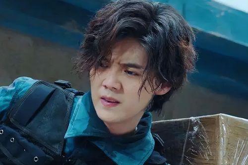 娱乐圈吃瓜男歌手是谁啊,他是谁？  第1张